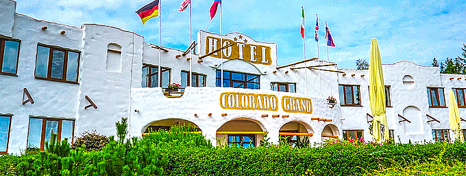 Hotelov� resort �IKLAND